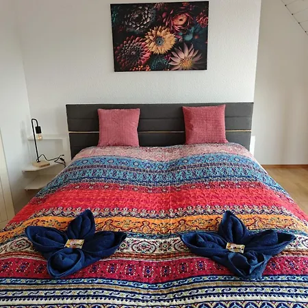 Xl Eifel House Fuer 14 Gaeste Mit Whirlpool, Wintergarten, Mehreren Terrassen Und Balkone Sowie Grossen Garten Lejlighed Schleiden