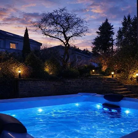 Lejlighed Xl Eifel House Fuer 14 Gaeste Mit Whirlpool, Wintergarten, Mehreren Terrassen Und Balkone Sowie Grossen Garten *