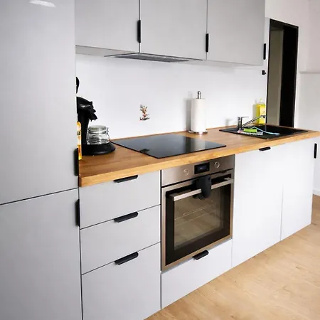 Xl Eifel House Fuer 14 Gaeste Mit Whirlpool, Wintergarten, Mehreren Terrassen Und Balkone Sowie Grossen Garten Lejlighed *
