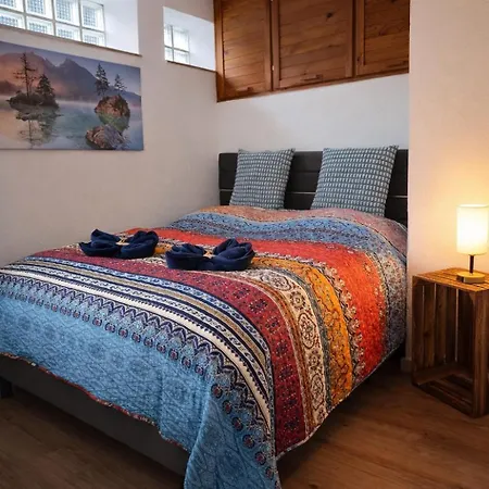 Xl Eifel House Fuer 14 Gaeste Mit Whirlpool, Wintergarten, Mehreren Terrassen Und Balkone Sowie Grossen Garten Lejlighed *